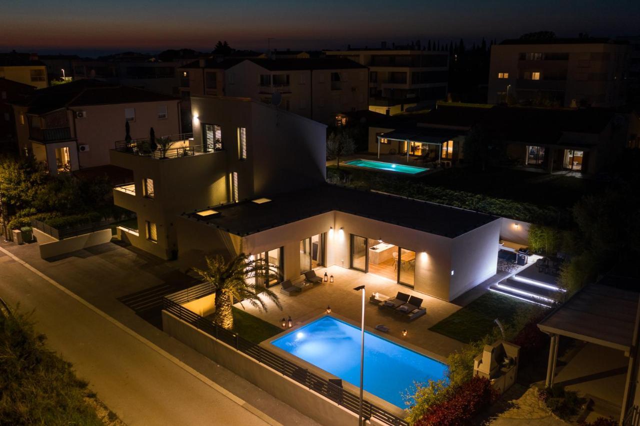 Belvedere Holidays Villas Новиград Экстерьер фото