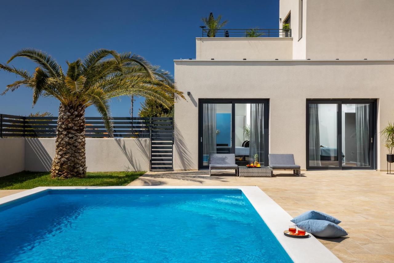 Belvedere Holidays Villas Новиград Экстерьер фото