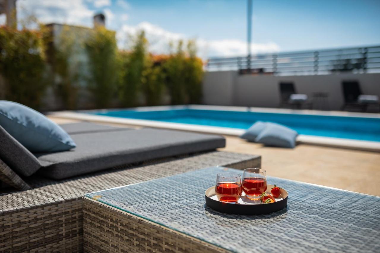 Belvedere Holidays Villas Новиград Экстерьер фото