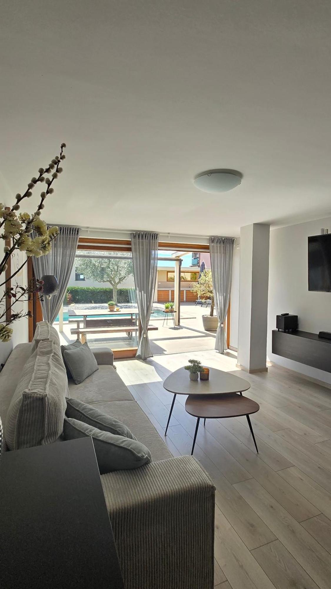 Belvedere Holidays Villas Новиград Экстерьер фото